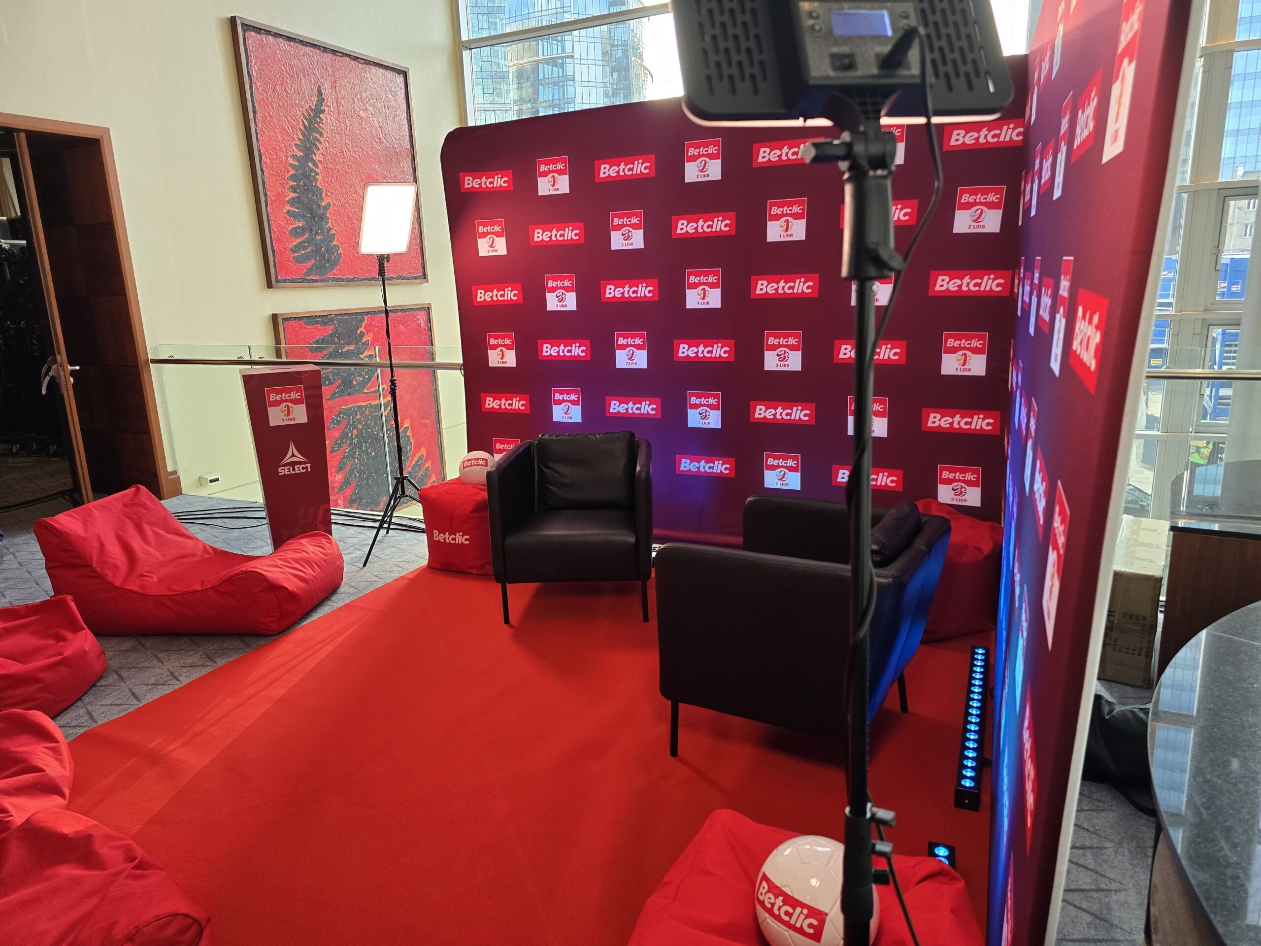 088a81bc-2c4b-491b-89e7-cb7c61a60ac7