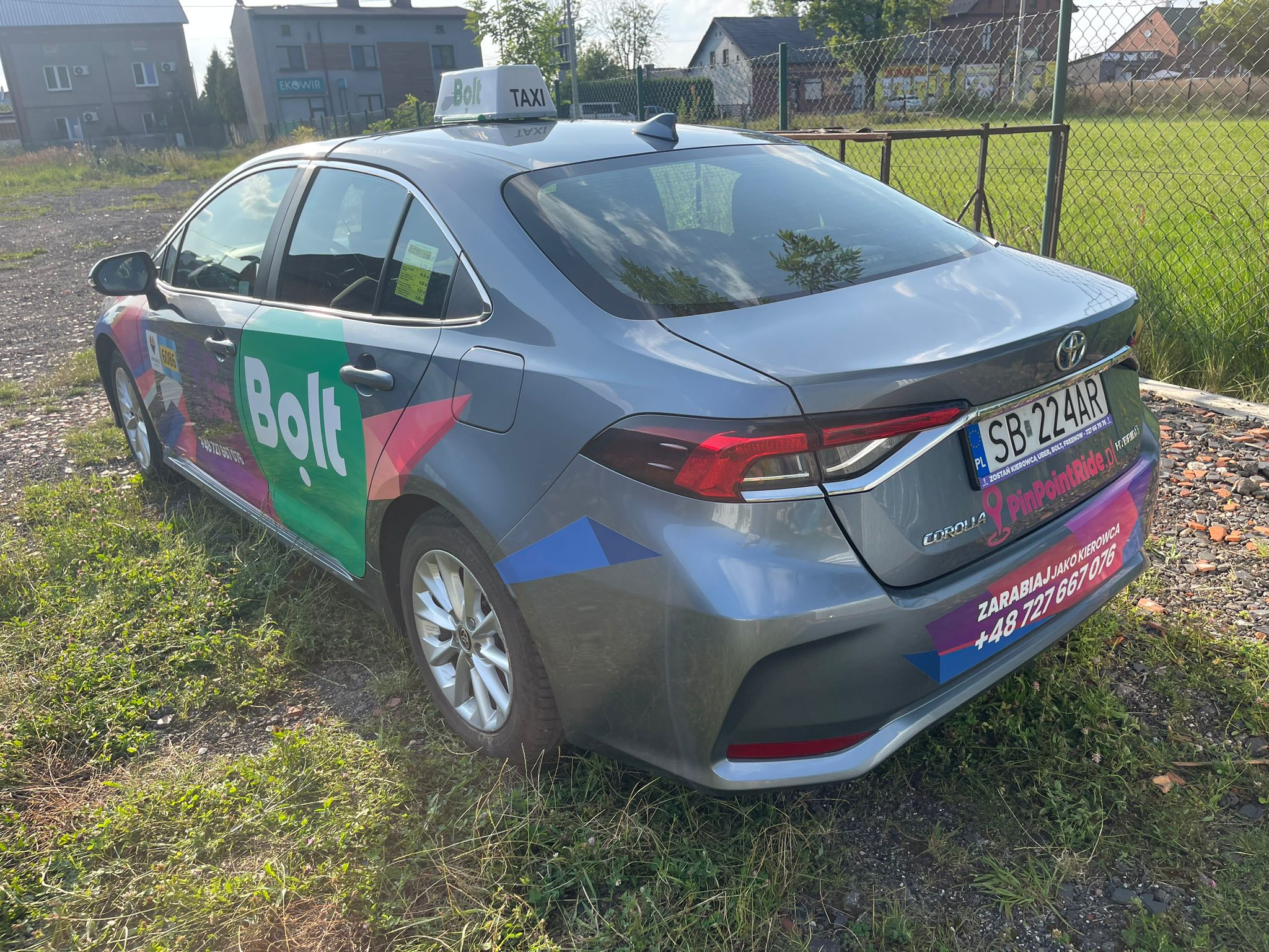 0b889869-9c65-49a0-9711-ee71774d4539