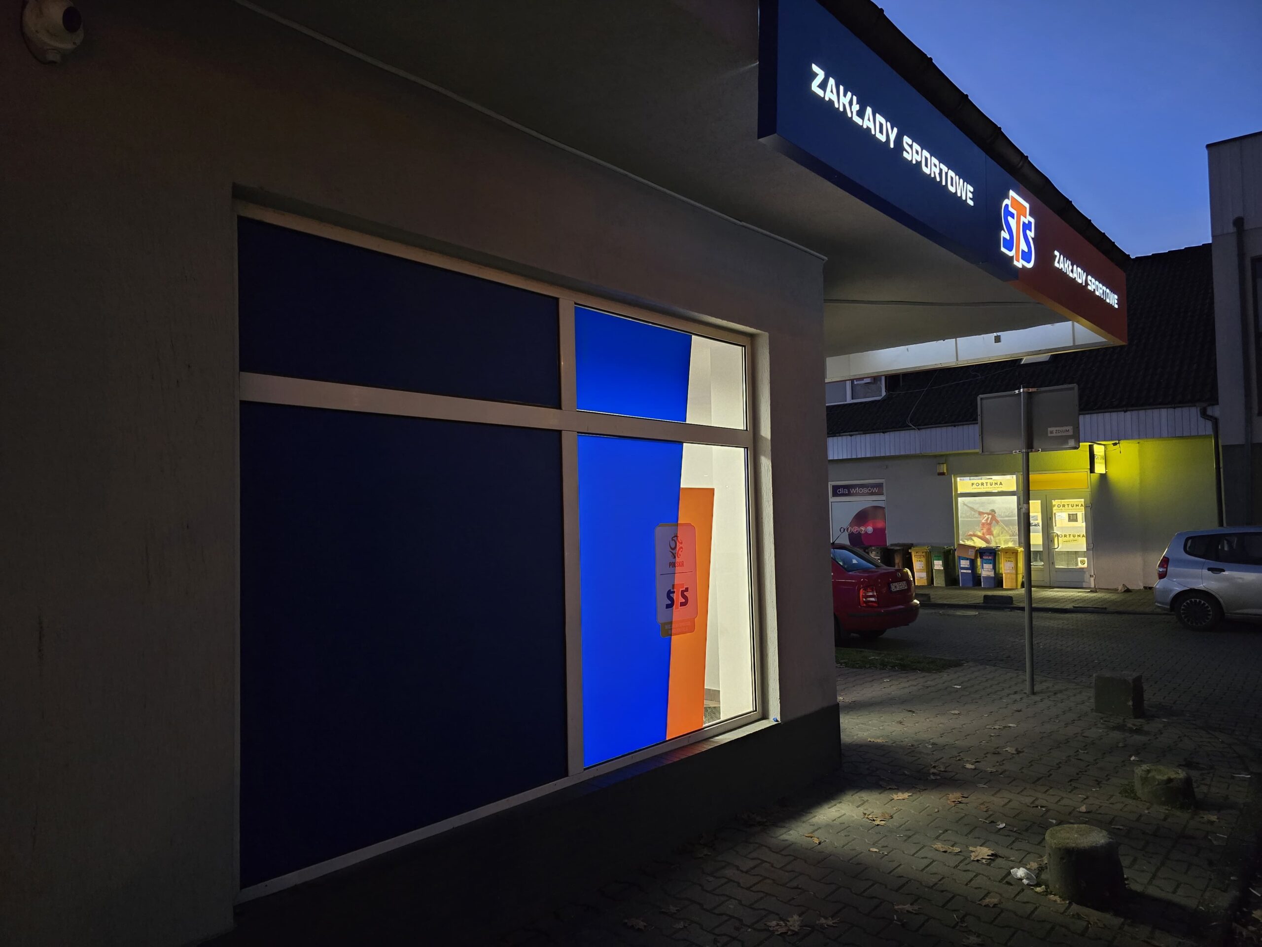 1a18a5fb-4fdc-4df1-9f5c-8f54f9b9c3be