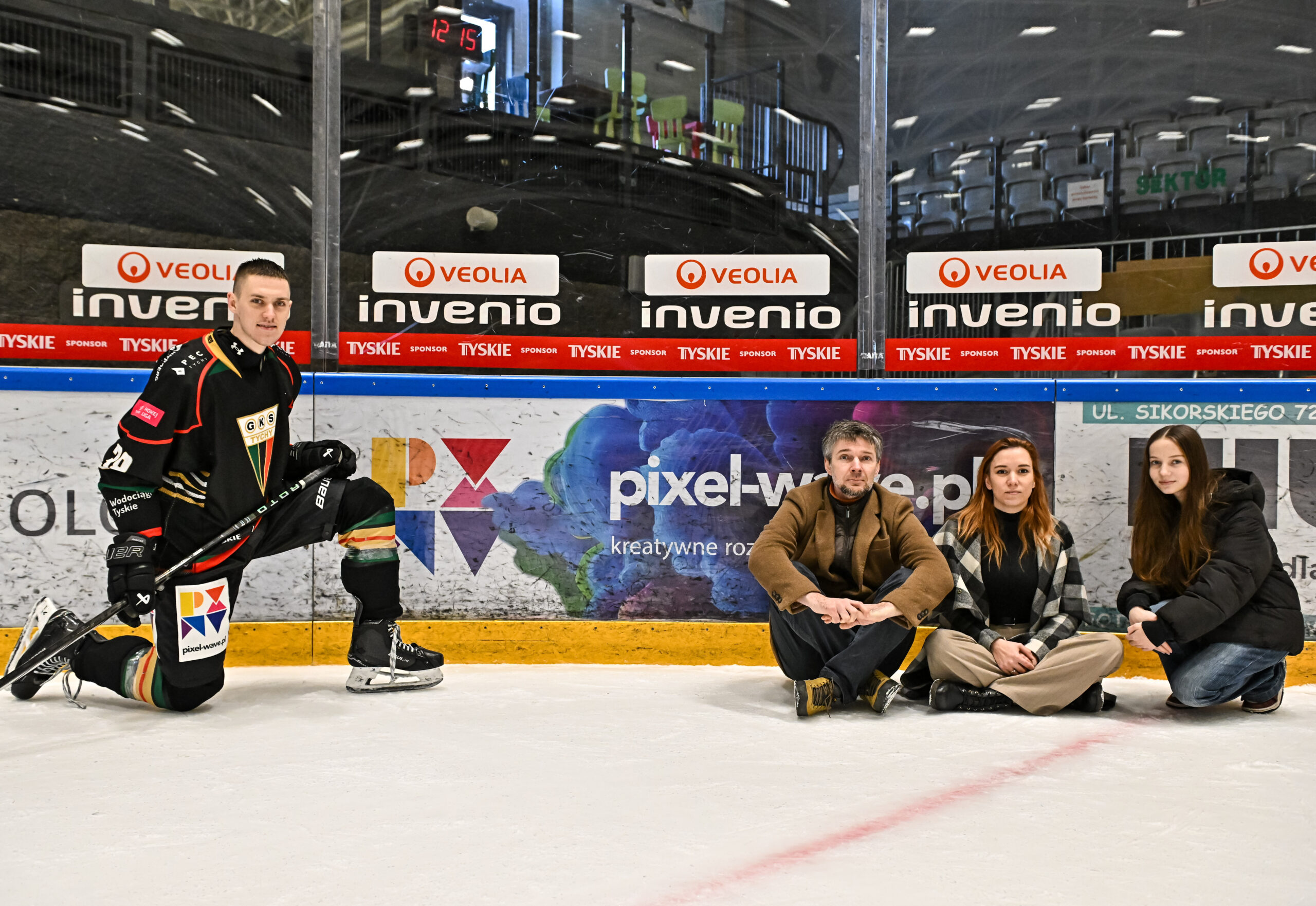 2025.02.10 Tychy
Hokej na lodzie Tauron Hokeja Liga THL Sezon 2024/2025
GKS Tychy - Sponsorzy
N/z {persons}
Foto Lukasz Sobala / PressFocus

2025.02.10 Tychy
Hockey Polish Tauron Hockey League Season 2024/2025
GKS Tychy - Sponsorzy
{persons}
Credit: Lukasz Sobala / PressFocus