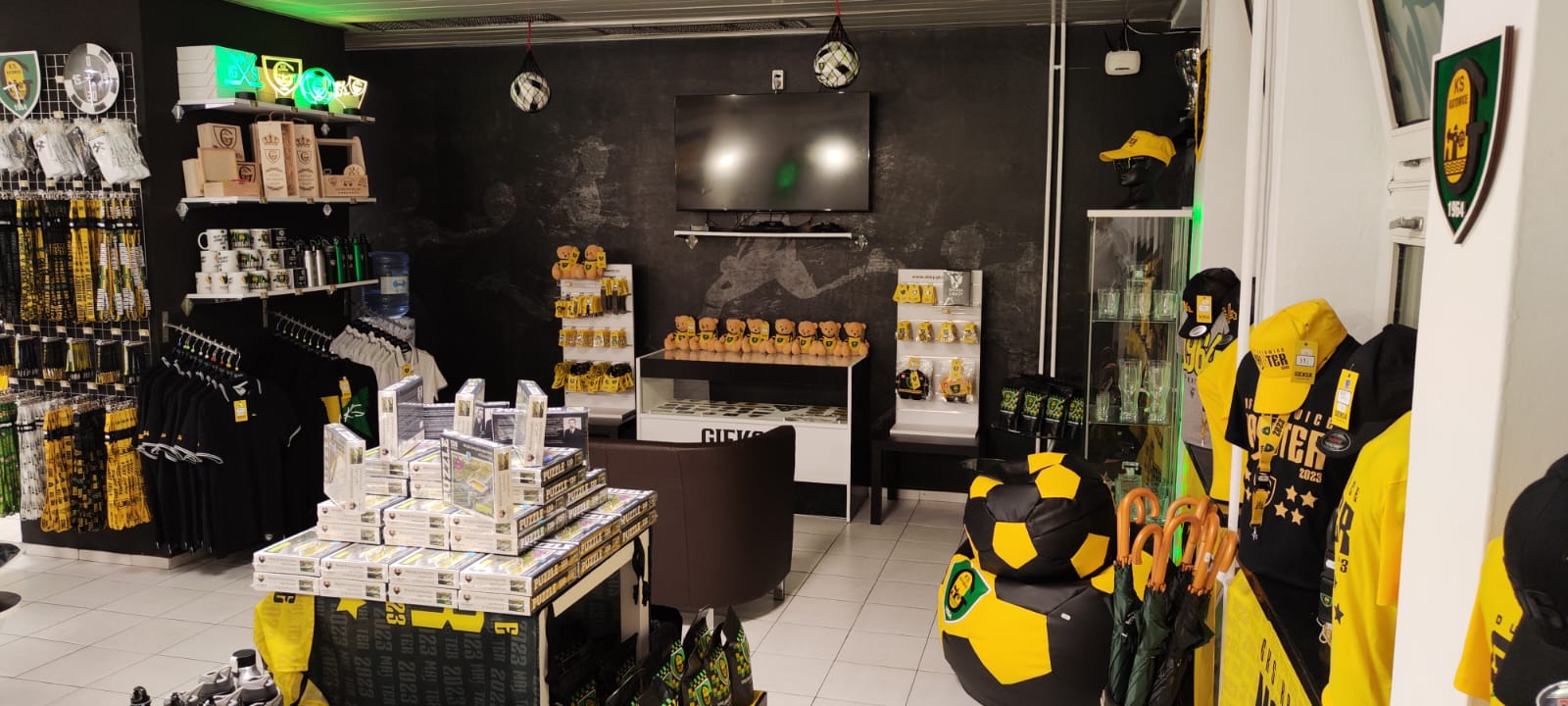 229ae2b7-59bb-4793-be3d-a52333adcfa1