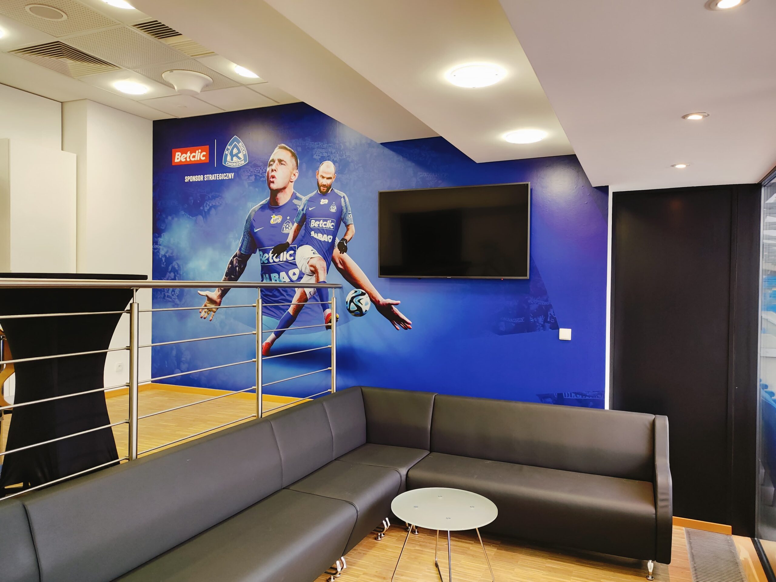 2b45db57-8dc7-467a-9502-07b2a9cd2ebc