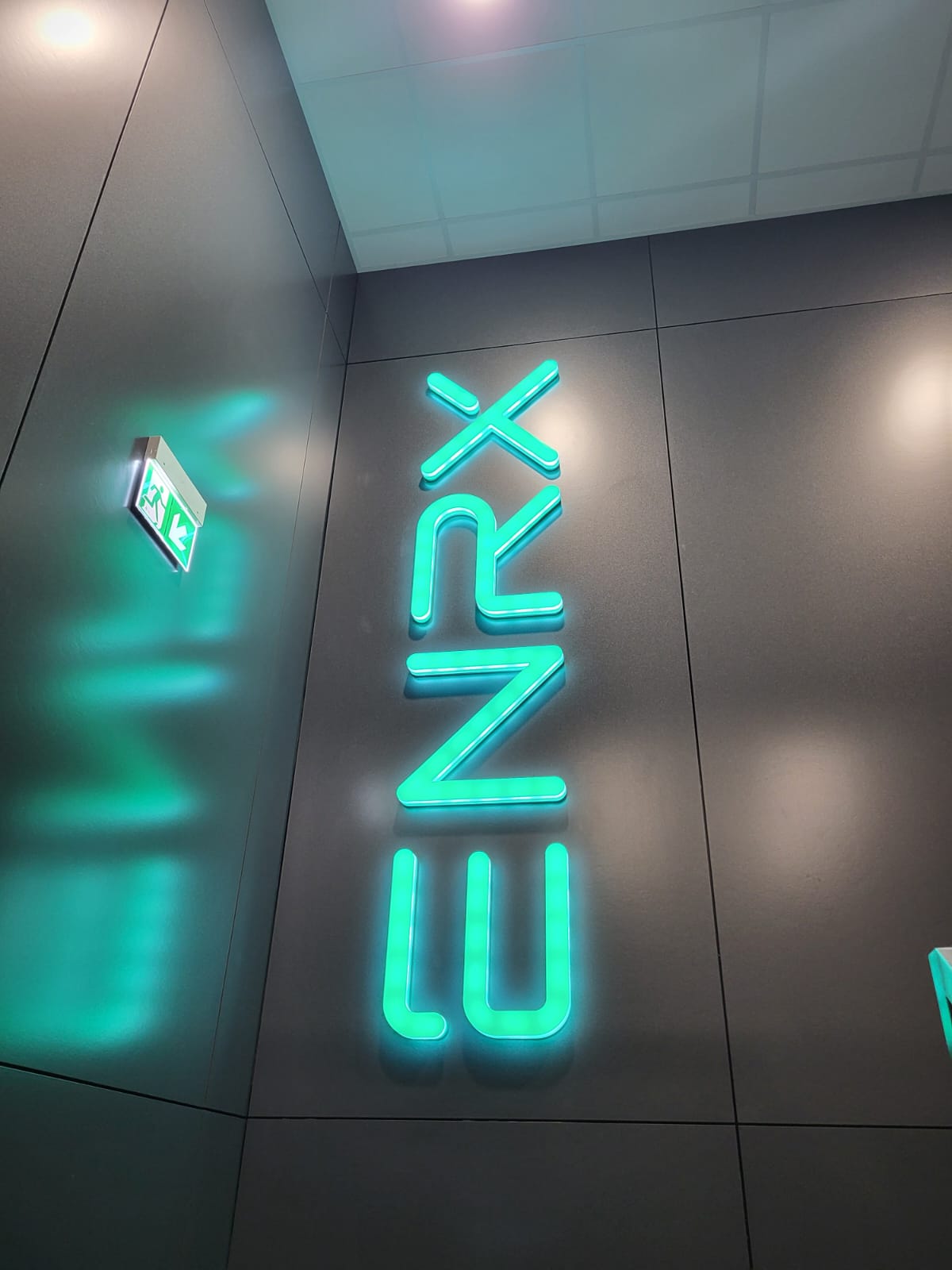 2cf73711-2480-43fb-b8a4-891e2e436b9a