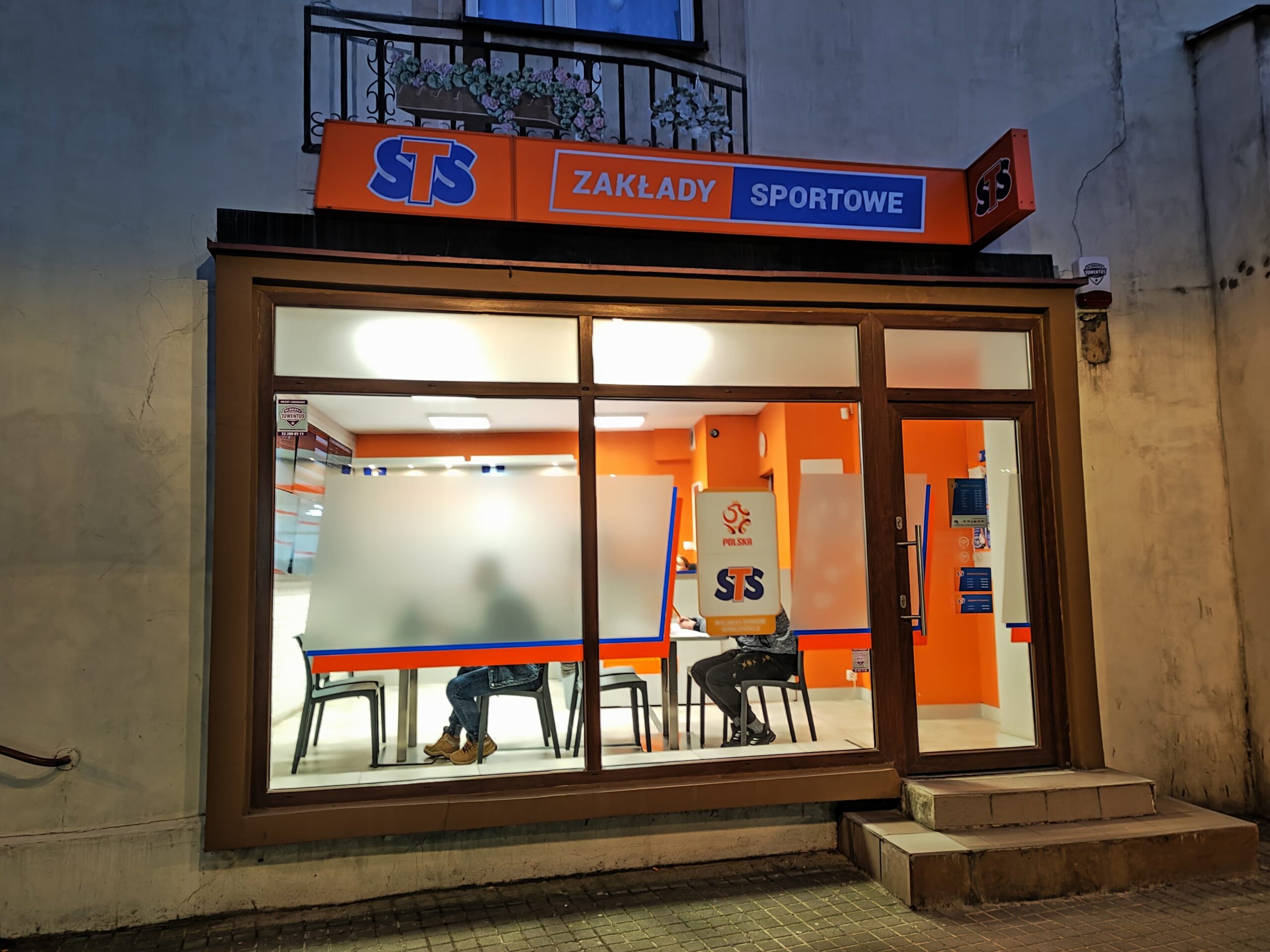 30c806bc-bb8e-4226-bacb-01d6e6e742fc