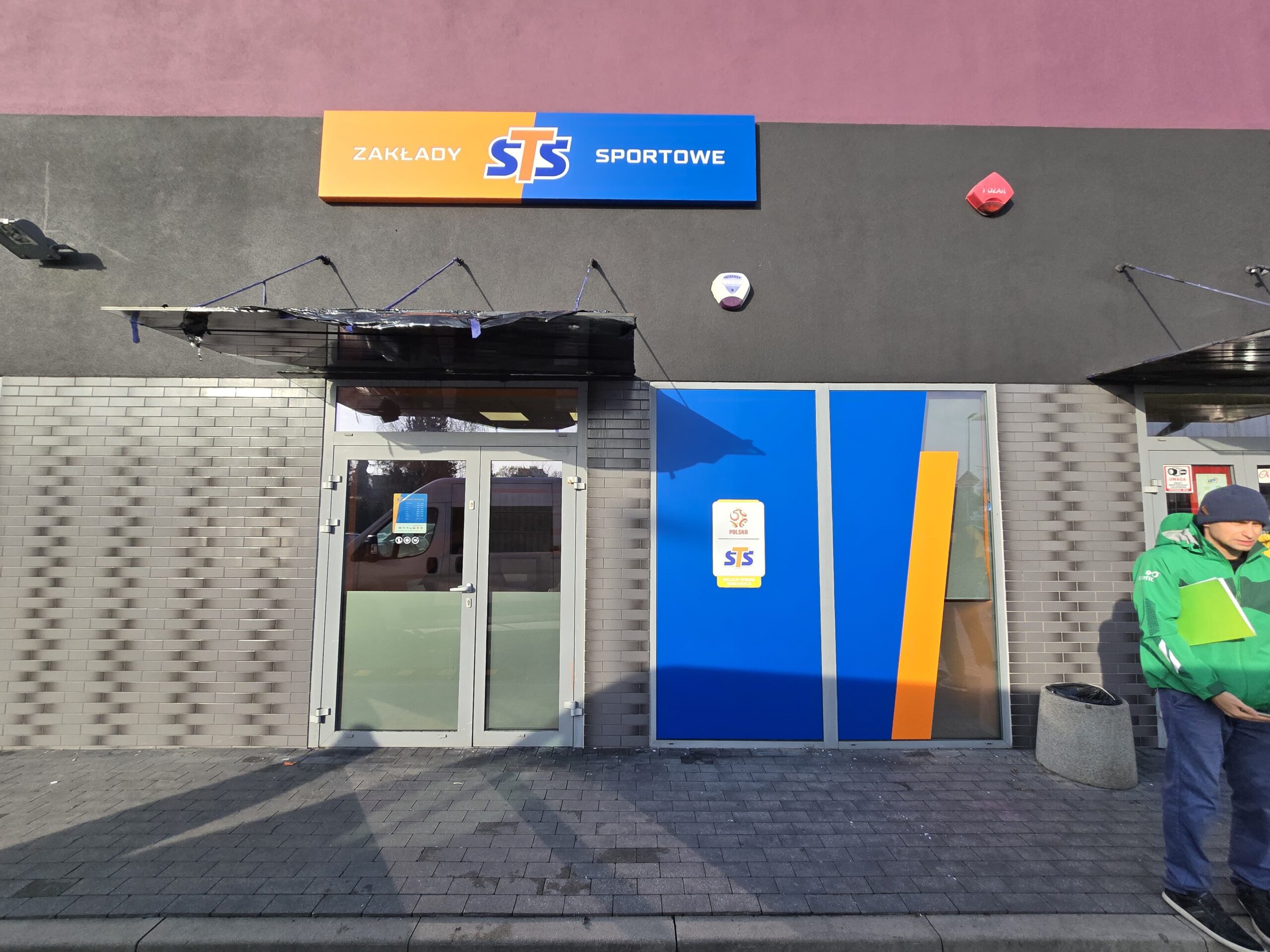 3dbb5429-8ca1-405f-8fb9-d5fcb5611ea2