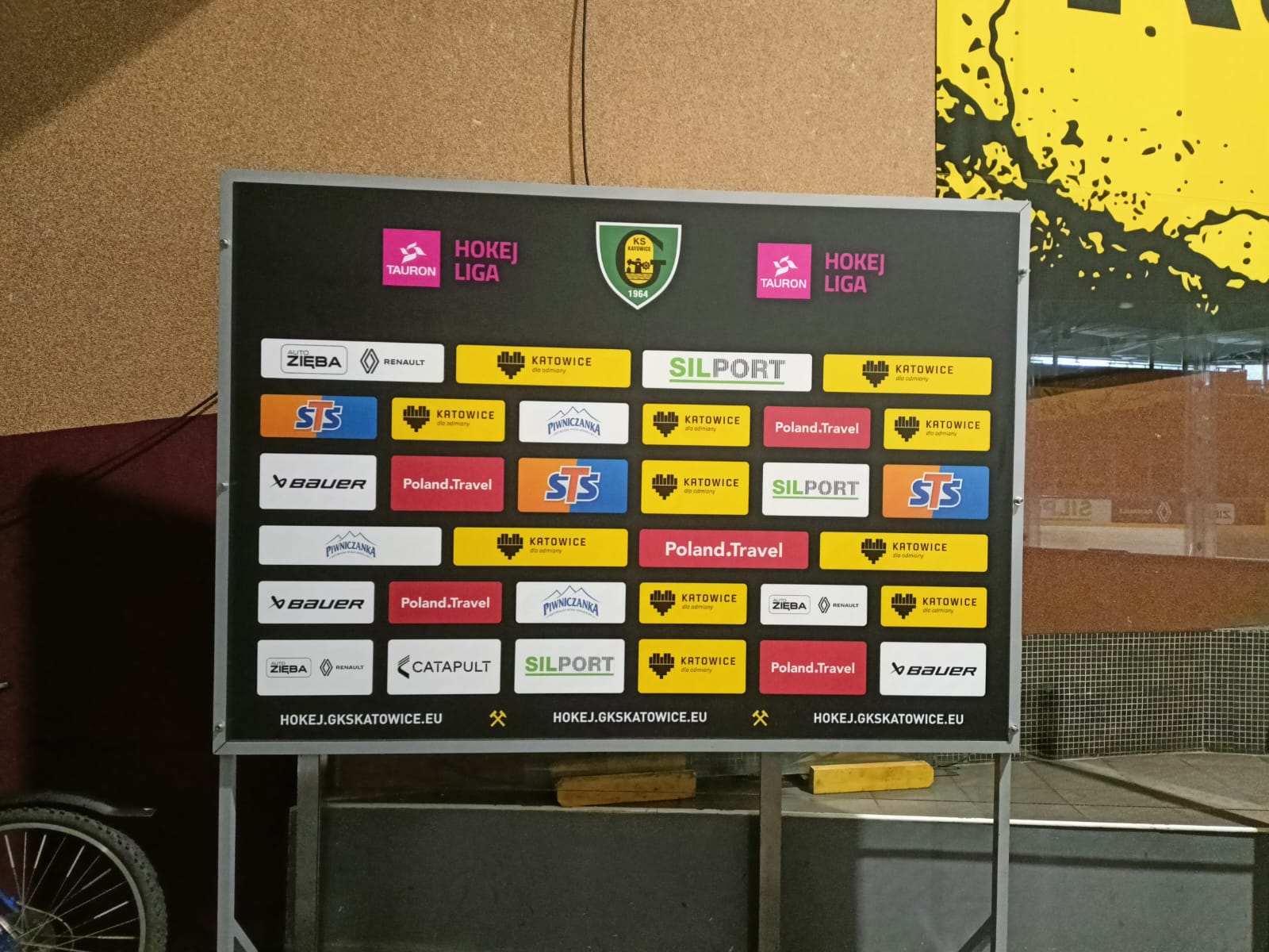 3f0d7043-95f4-4550-abfe-636835bd9c25