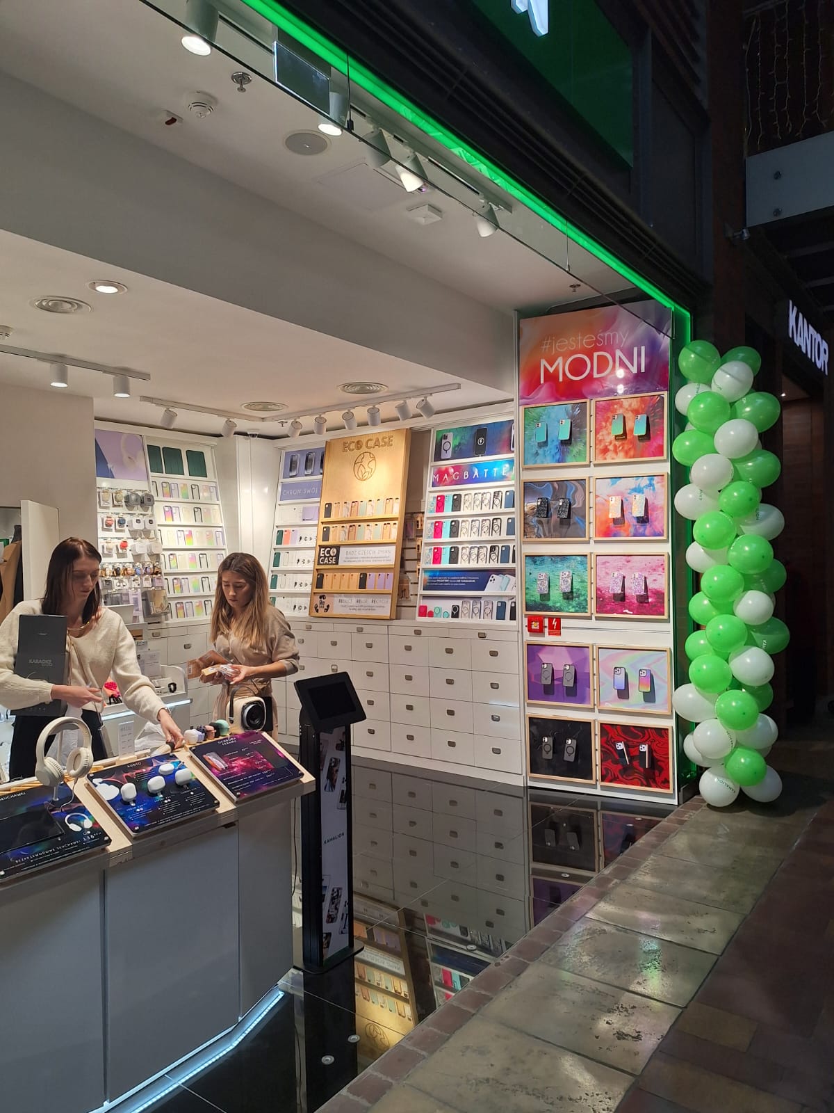 409c39b9-9051-44b2-9860-fc7388d3fe48