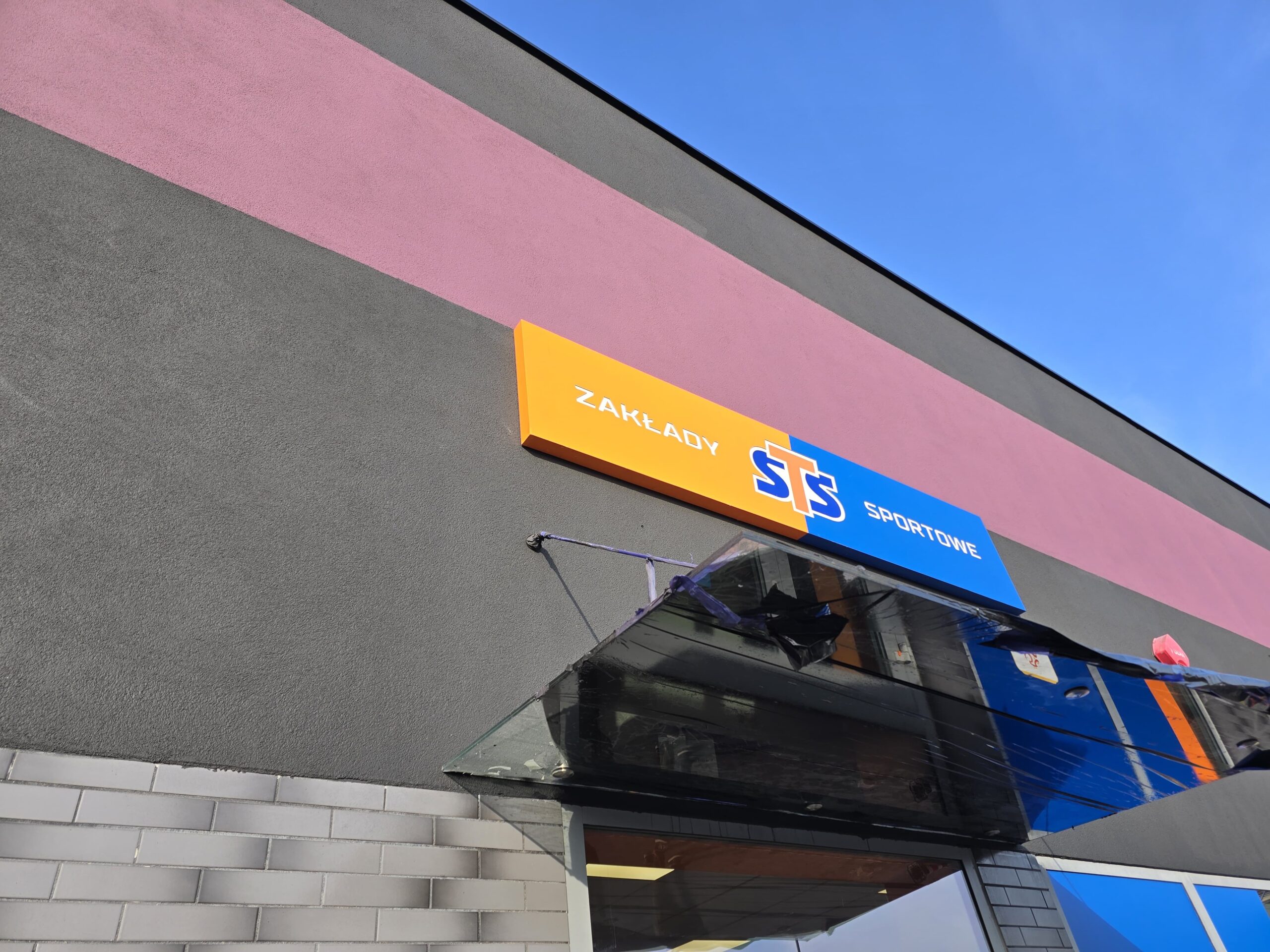 724bb6b5-4ef7-4fbd-86e9-8db41503a327