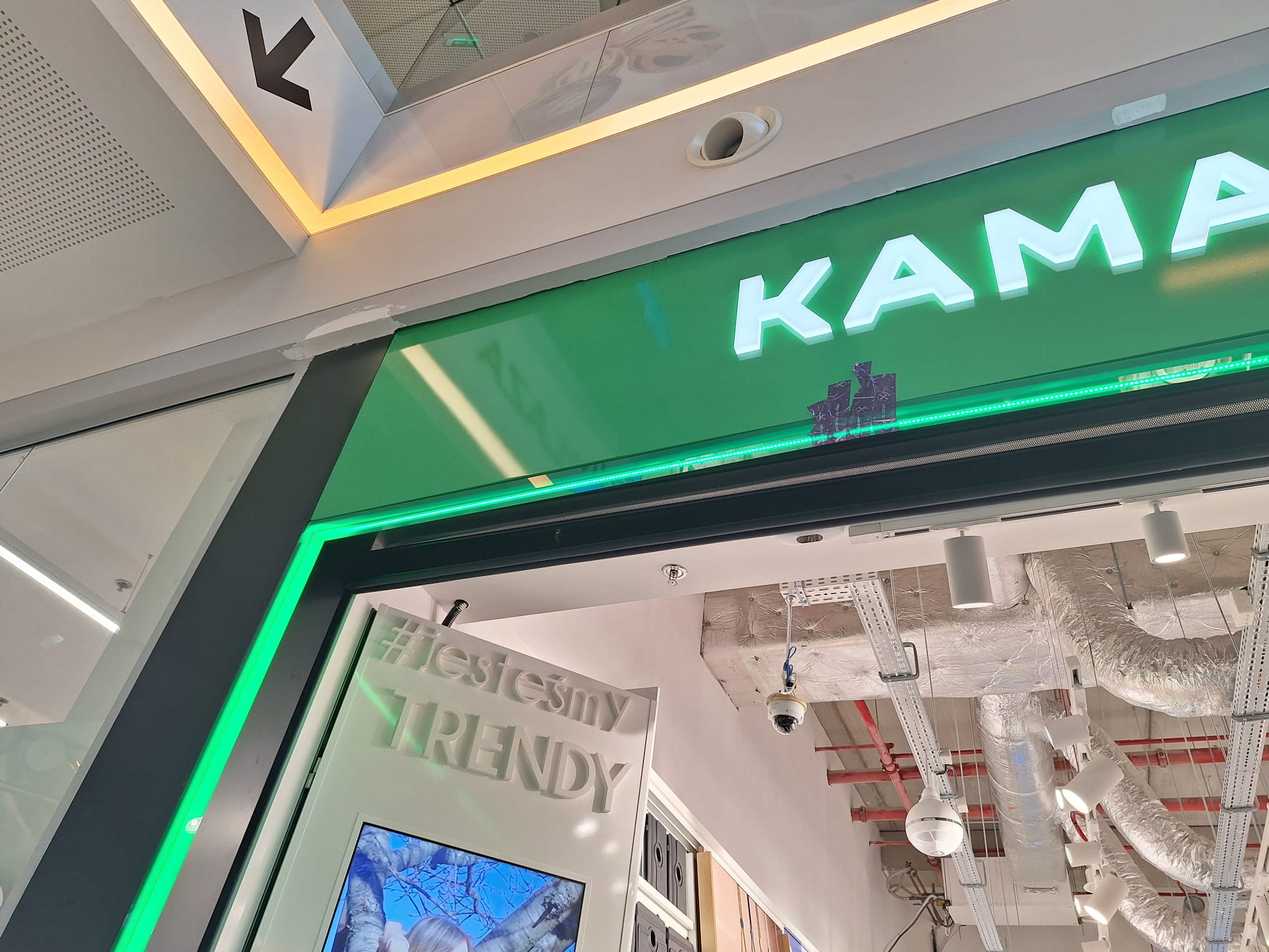 73e515fc-989b-48c5-a237-21e47a0c029c