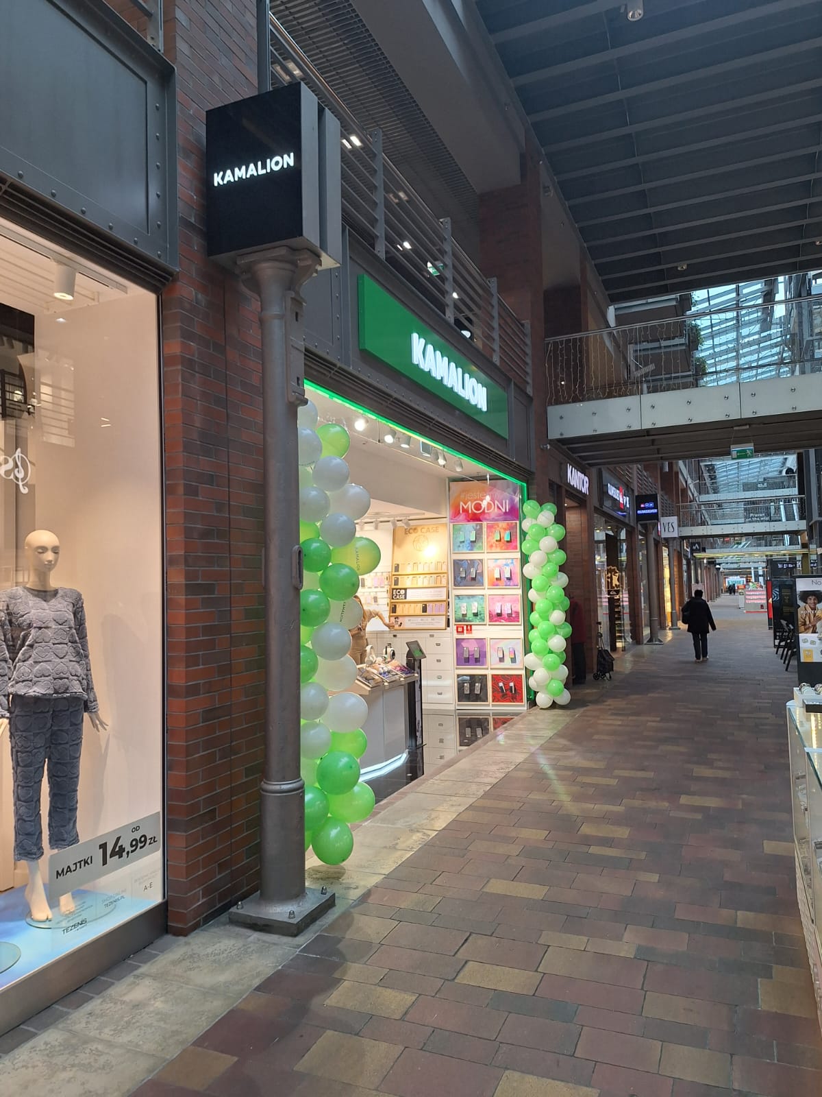 74c5ecfa-b5f9-4348-a645-84eef7a31af3