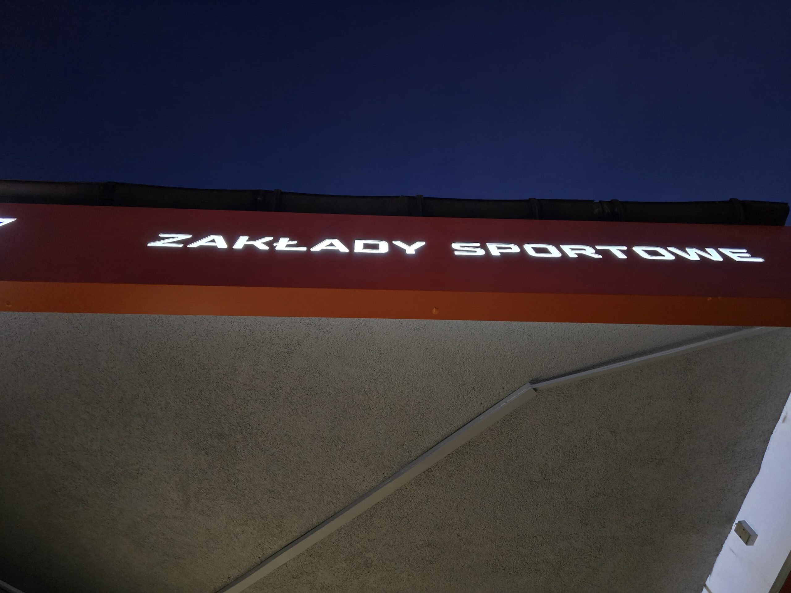 9cf5dd5f-895c-4022-8cf2-b8b63b84cab0