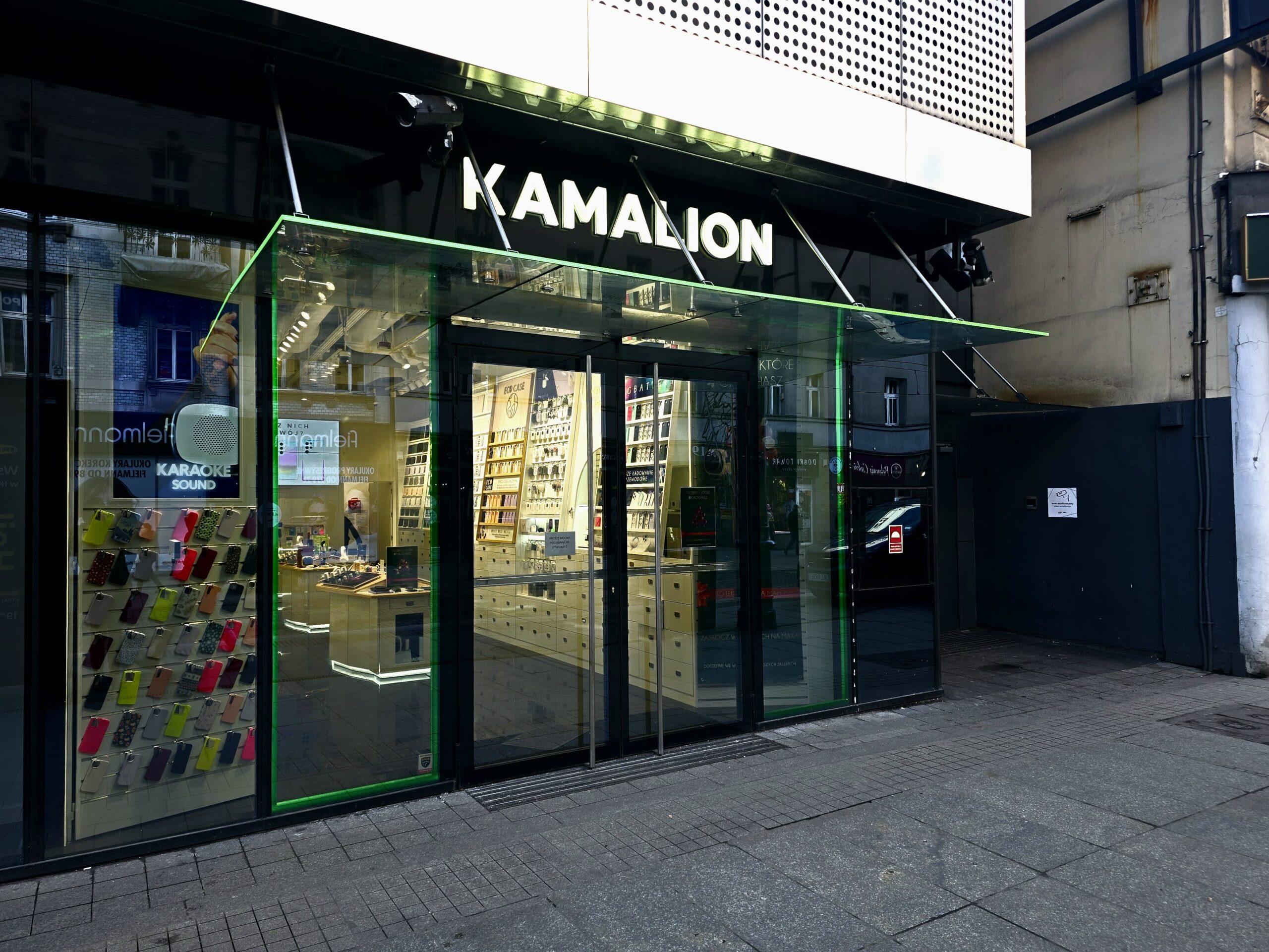 a3d4b7b7-6168-4397-b926-66a63d848632