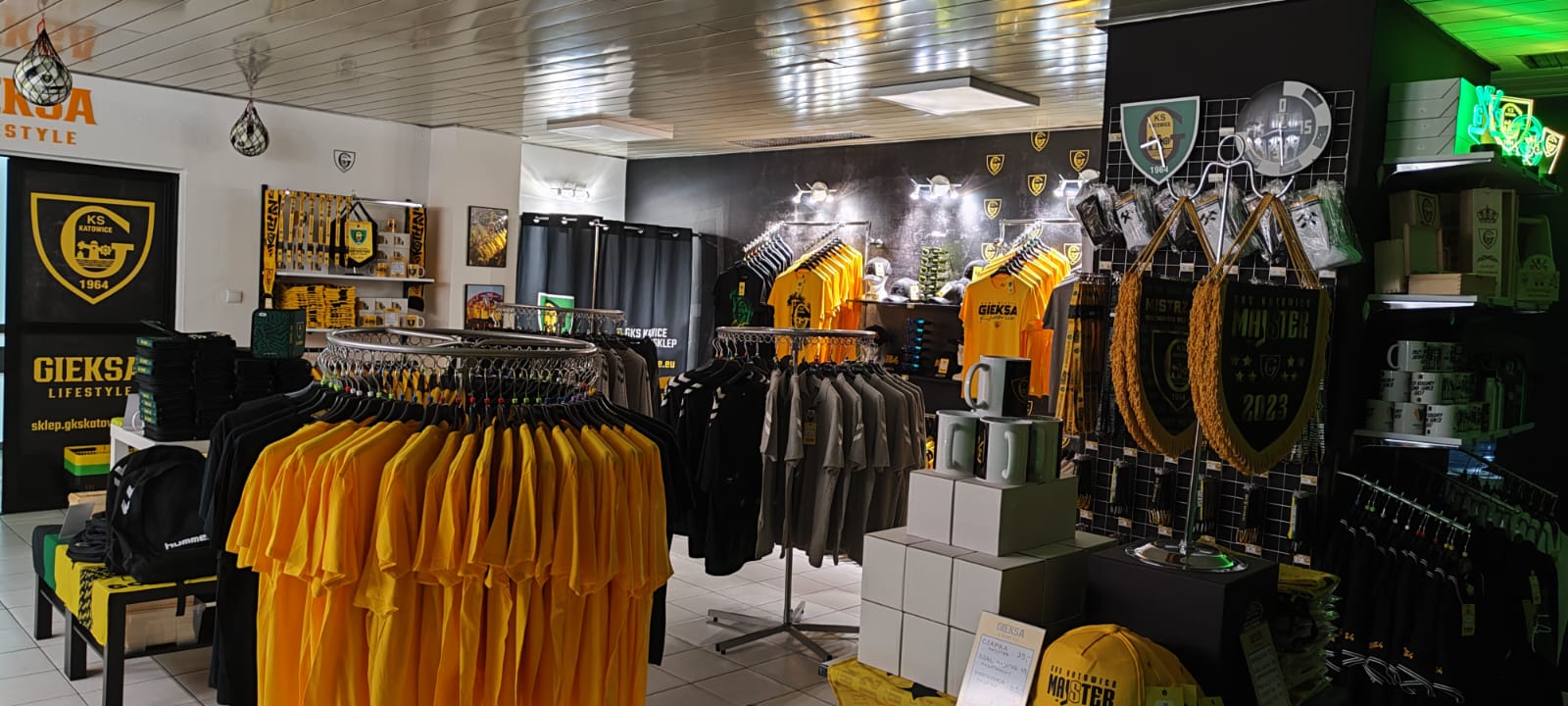 a4b27c0e-007a-40bd-ae4a-cc1bfa70cae5