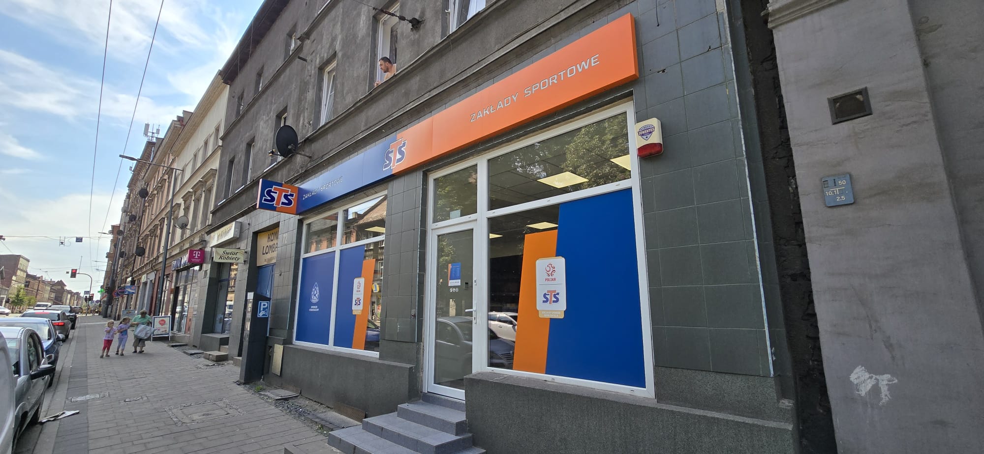 aee9d1b1-5761-4631-bf3c-f402aea3ba4d