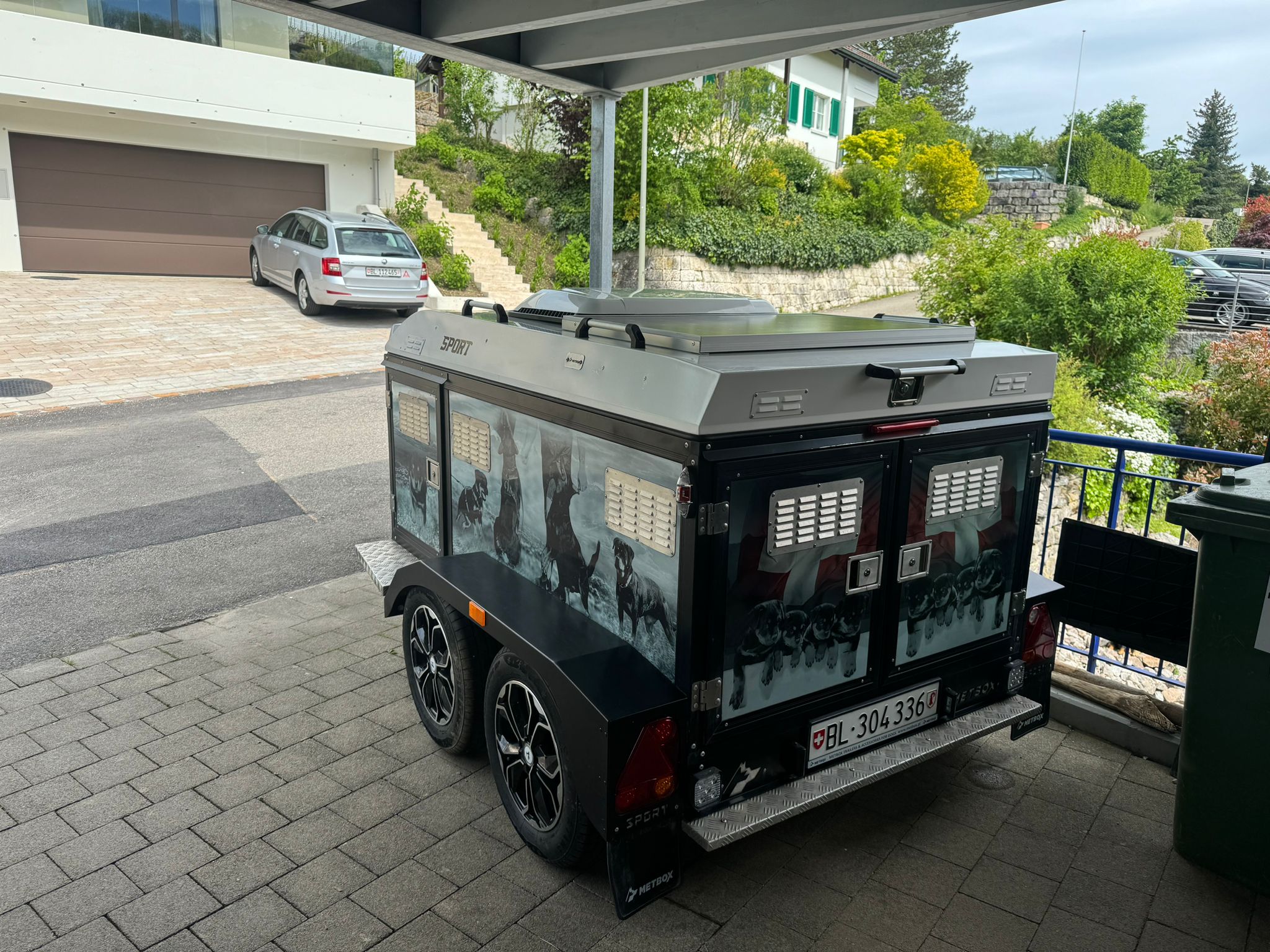 b516f596-8782-48f0-b9ec-a474524406b8