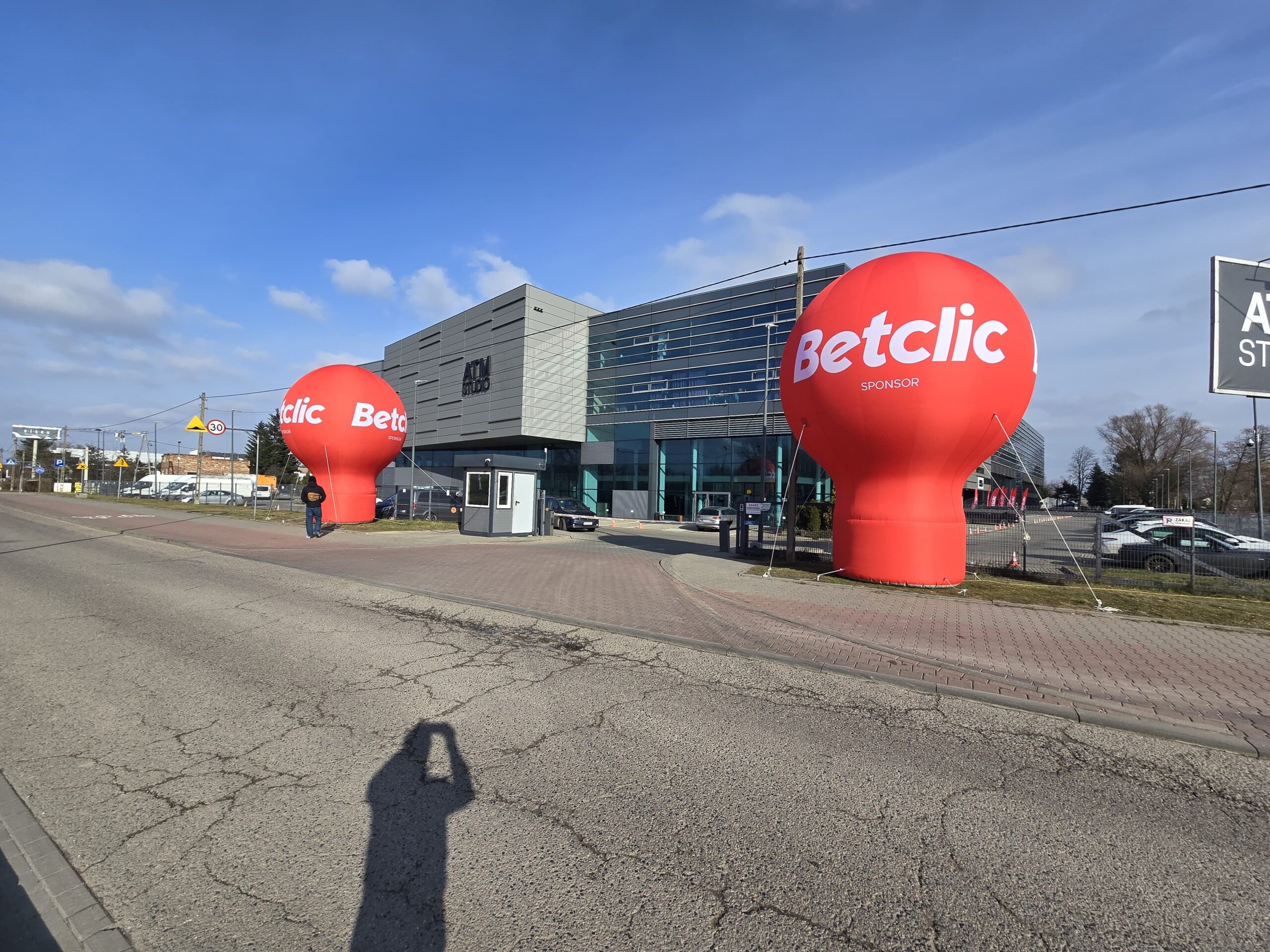 b59d0e04-3f59-491a-ba1c-069318040f35