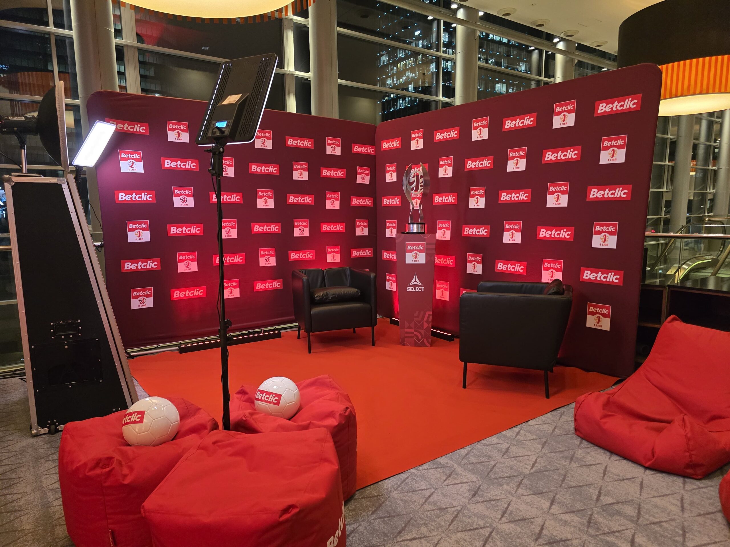 bf9aa3d5-c7f1-4a6d-9afc-67515870c425