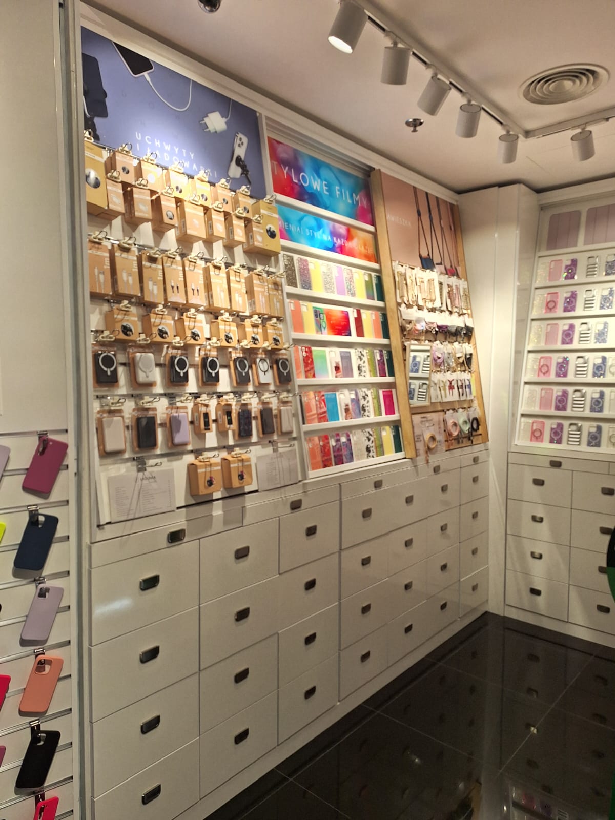 c8bfb184-8c5e-4814-92d5-a6de6defbeaf