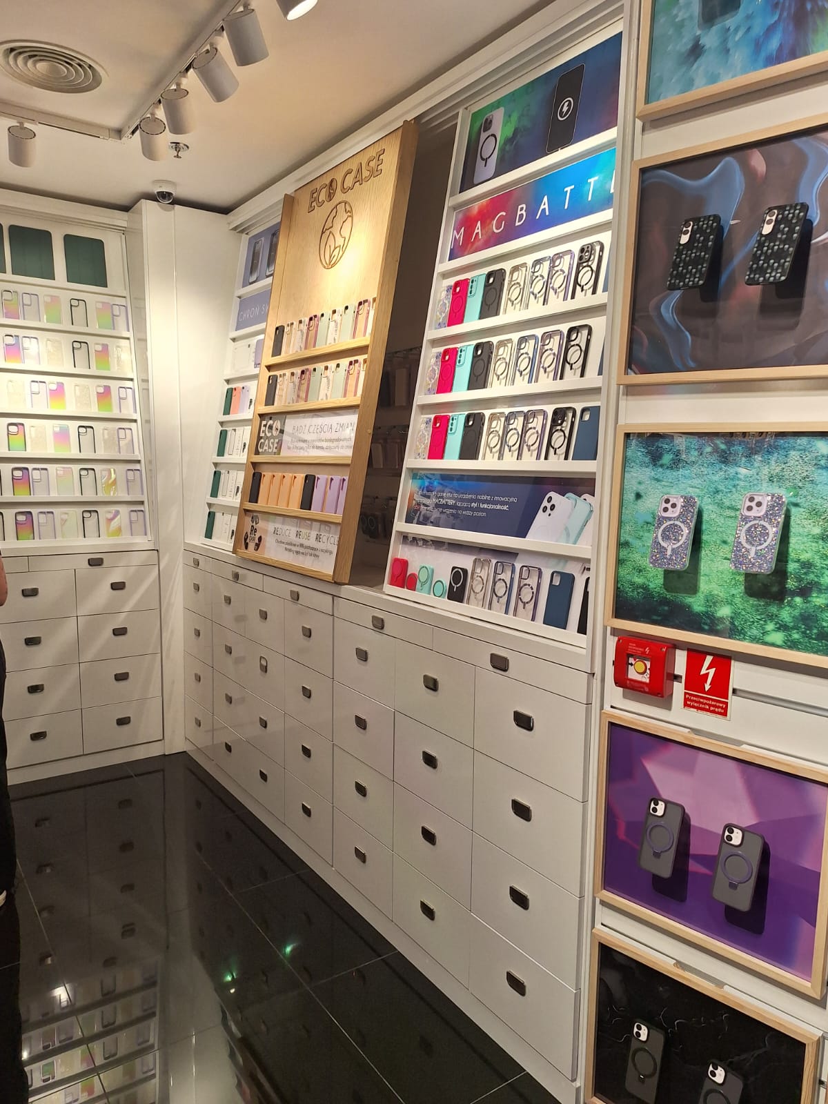 ce35d0a6-84b5-4560-bcad-06337ae507b8