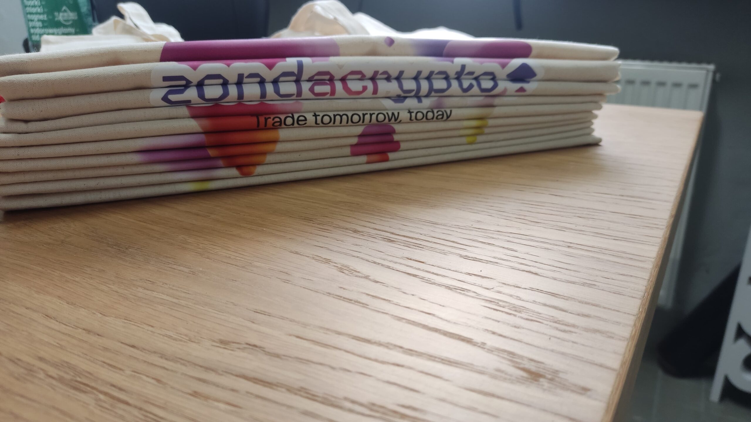 d53fe3c6-f3b6-44e6-a47d-1197be2e4929