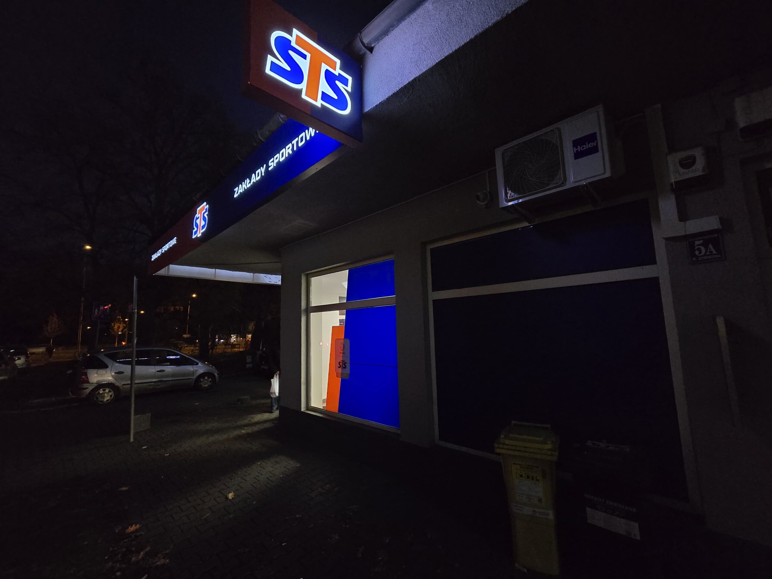 e2291417-5661-4c0f-a18d-99d30e5a9689