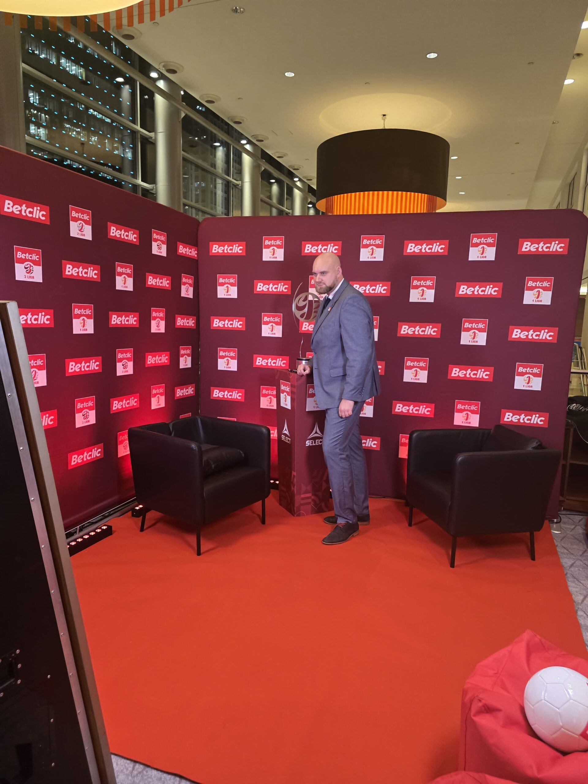 fd793158-790e-4efa-8692-493844f9c0e2